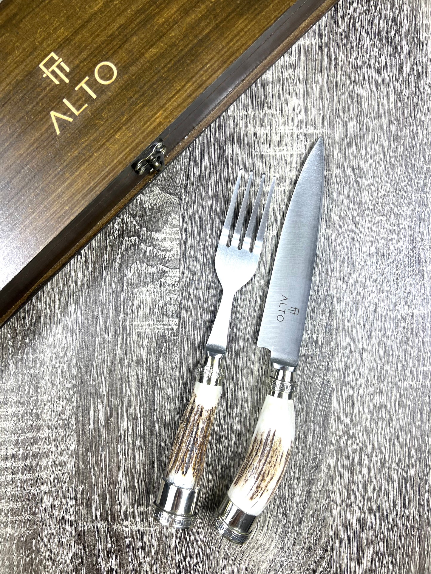 12 Piece Deer Cutlery Set