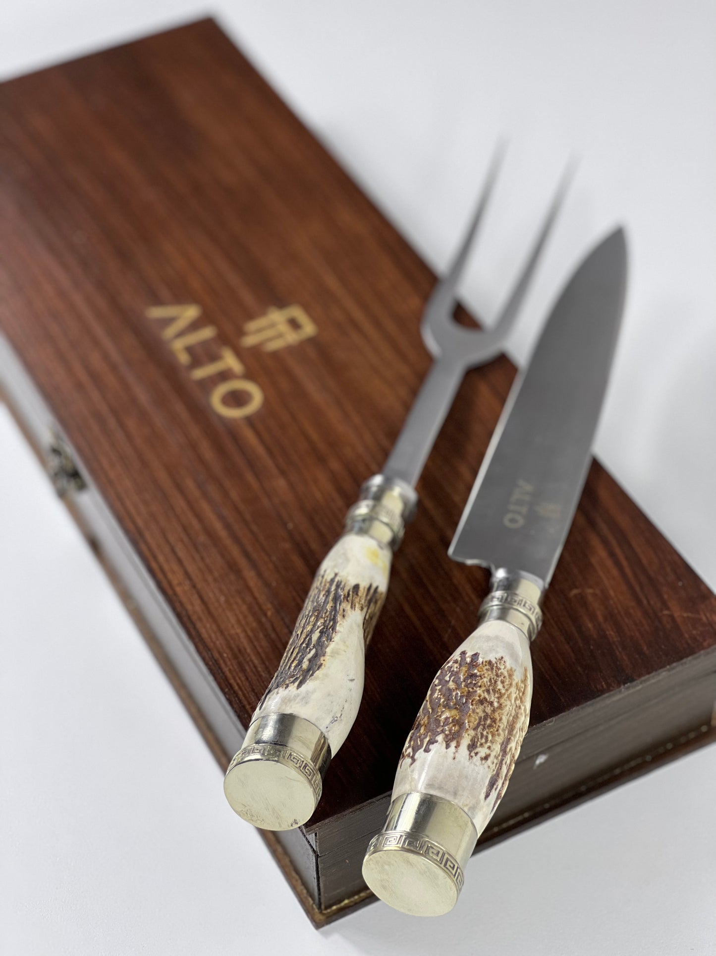 Deer Carving Set